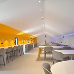 Residencia Universitaria Resa Centro ホステル マラガ