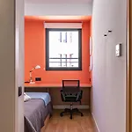 Residencia Universitaria Resa Centro ホステル マラガ