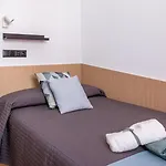 Residencia Universitaria Resa Centro ホステル マラガ