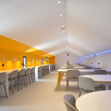 Residencia Universitaria Resa Centro Hostel Málaga