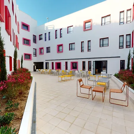 Residencia Universitaria Resa Centro Hostel Màlaga