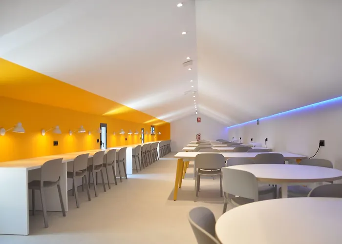Residencia Universitaria Resa Centro Hostel Màlaga
